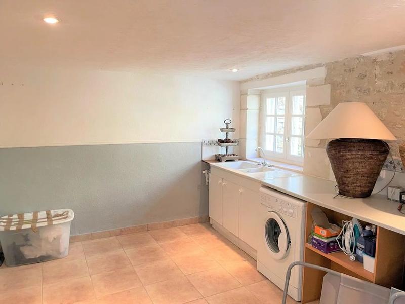 Maison de village - 209 m² - 8 pièces