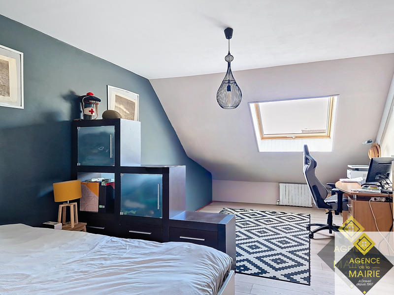 Maison - 136 m² - 6 pièces