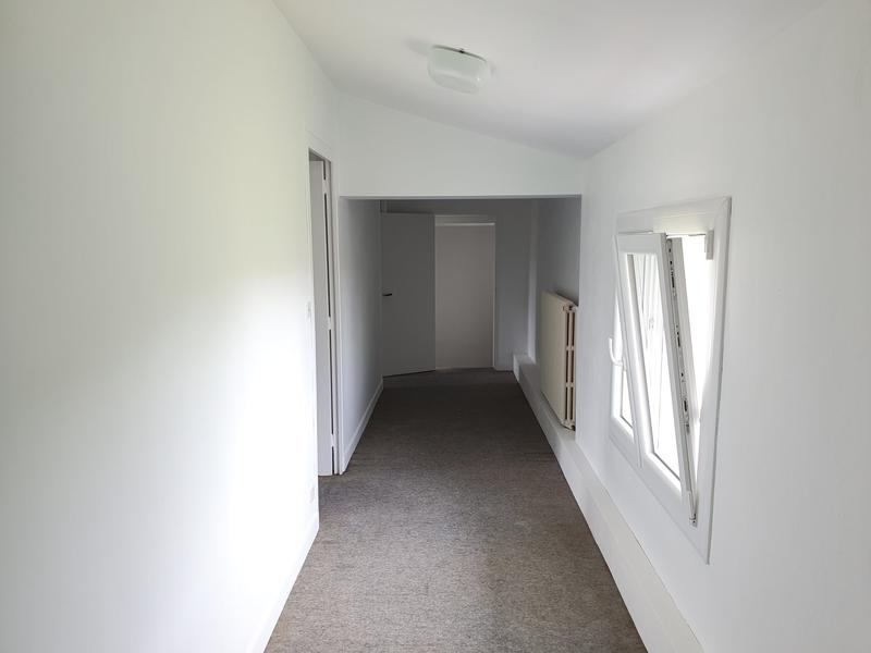 Maison - 180 m² - 10 pièces