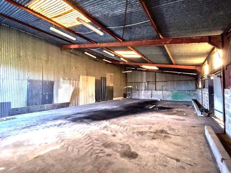 Bureau - 440 m² - 2 pièces