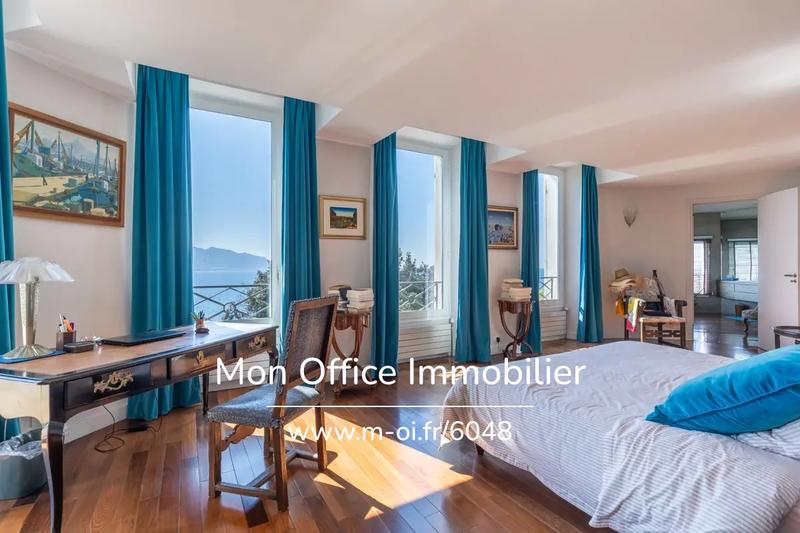 Maison bourgeoise - 401 m² - 8 pièces