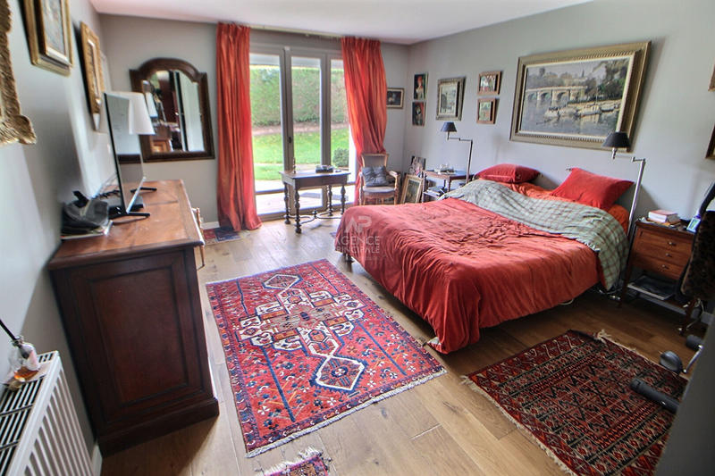 Maison - 147 m² - 6 pièces