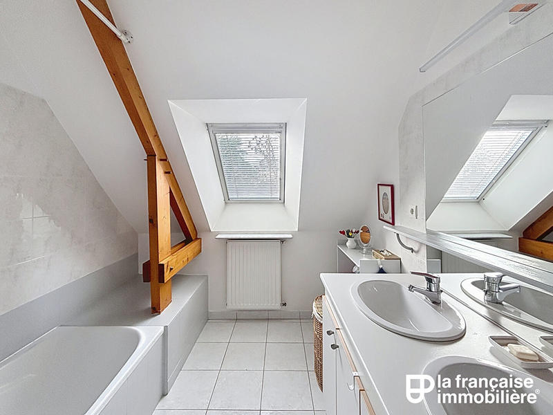 Maison - 153 m² - 6 pièces