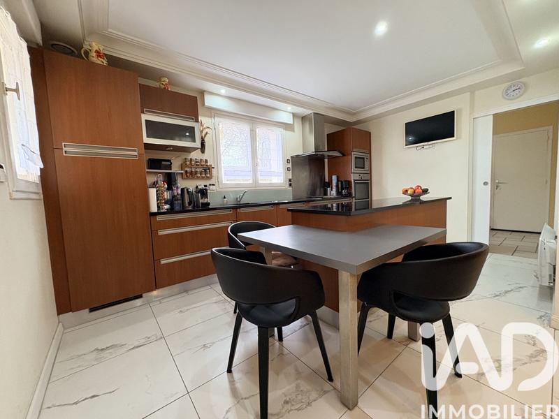 Maison - 128 m² - 4 pièces