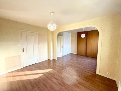 Appartement - 92 m² - 4 pièces