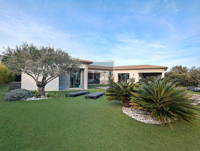 Villa - 164 m² - 5 pièces