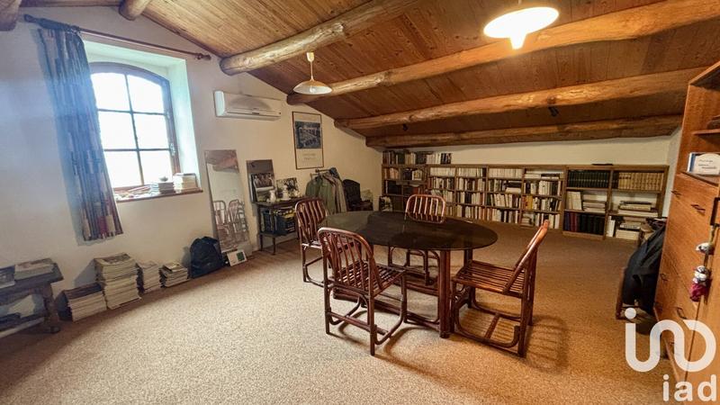 Maison - 193 m² - 7 pièces