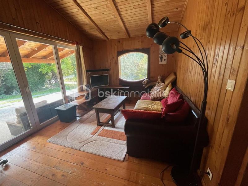 Maison - 134 m² - 7 pièces