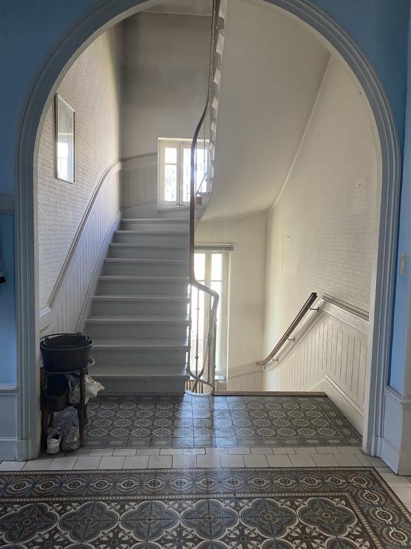 Maison - 232 m² - 8 pièces