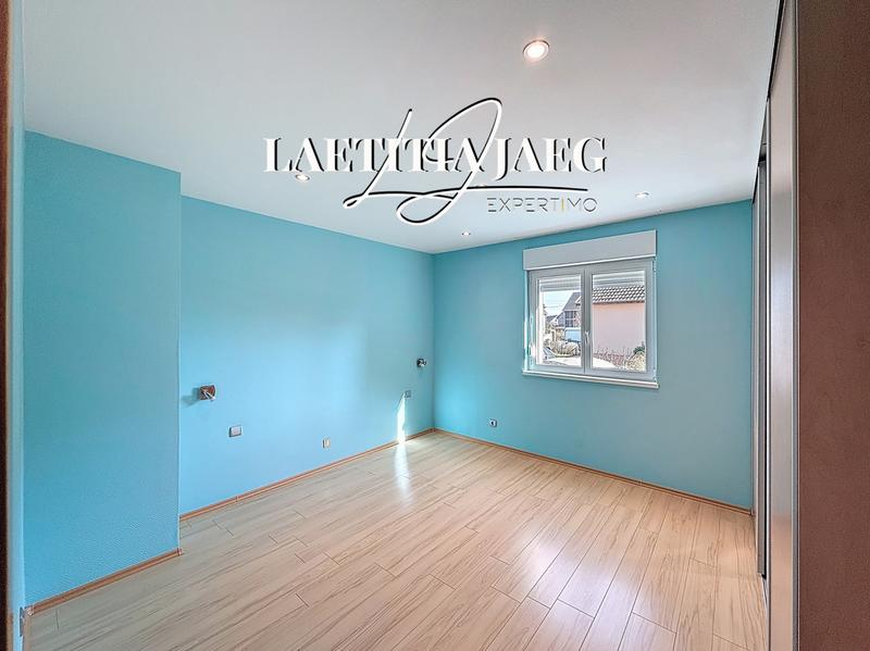 Maison - 272 m² - 10 pièces