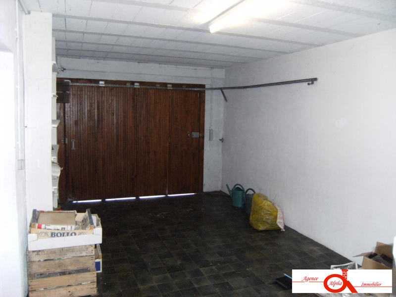 Maison - 180 m² - 7 pièces