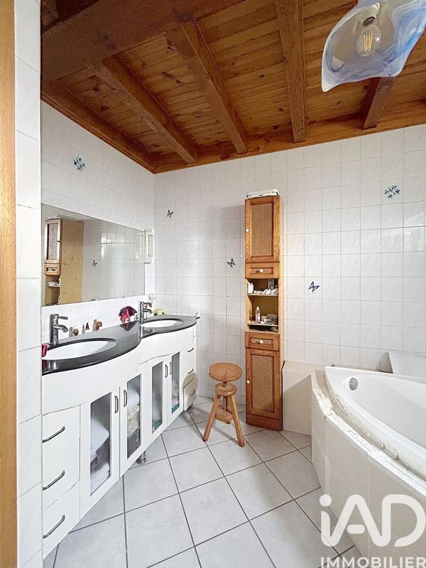 Maison - 106 m² - 4 pièces