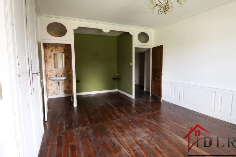 Maison - 402 m² - 14 pièces