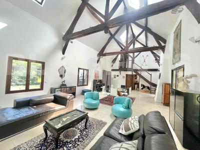 Maison - 160 m² - 5 pièces