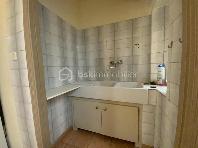 Maison ancienne - 674 m² - 8 pièces