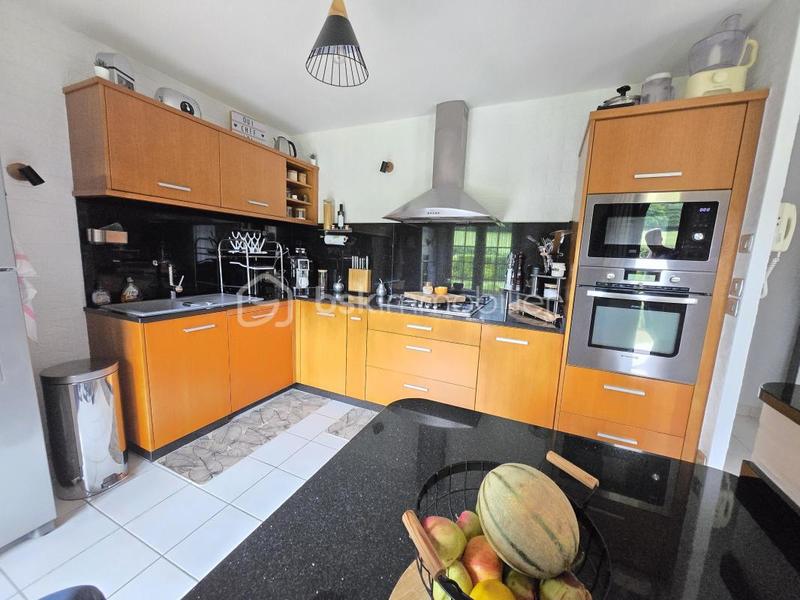 Pavillon - 176 m² - 6 pièces