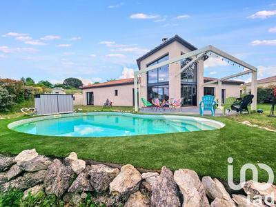 Maison - 176 m² - 6 pièces