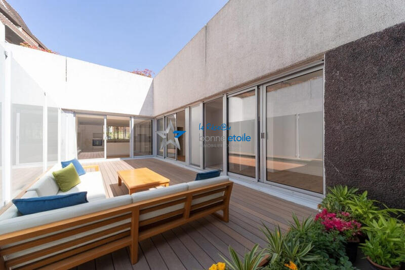 Appartement - 120 m² - 5 pièces