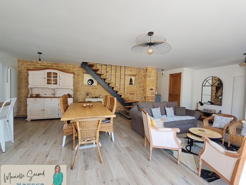 Maison - 90 m² - 3 pièces