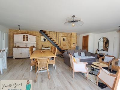 Maison - 90 m² - 3 pièces