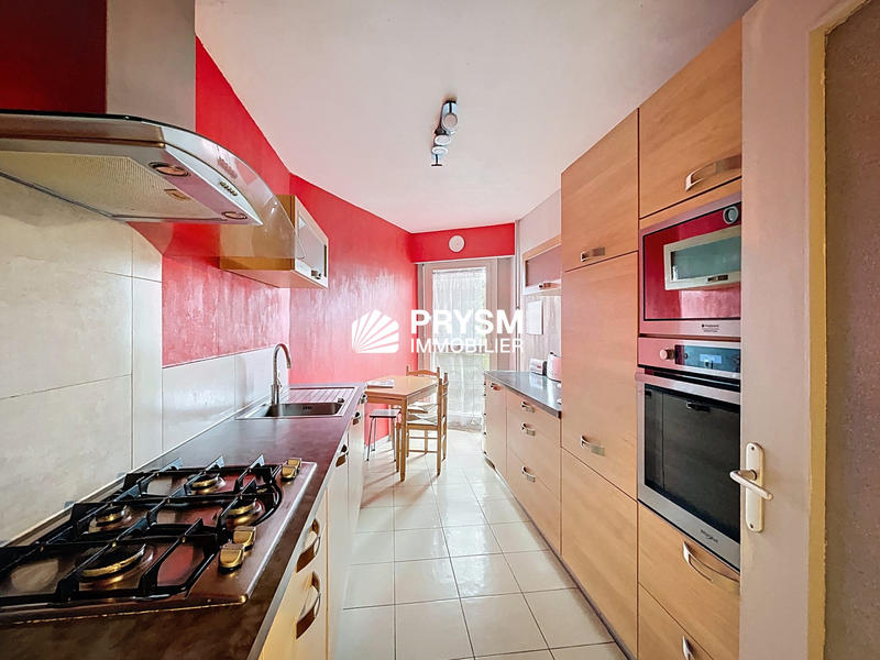 Appartement - 92 m² - 4 pièces