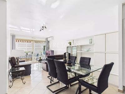 Appartement - 92 m² - 4 pièces