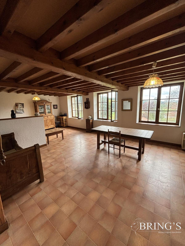 Maison - 187 m² - 7 pièces
