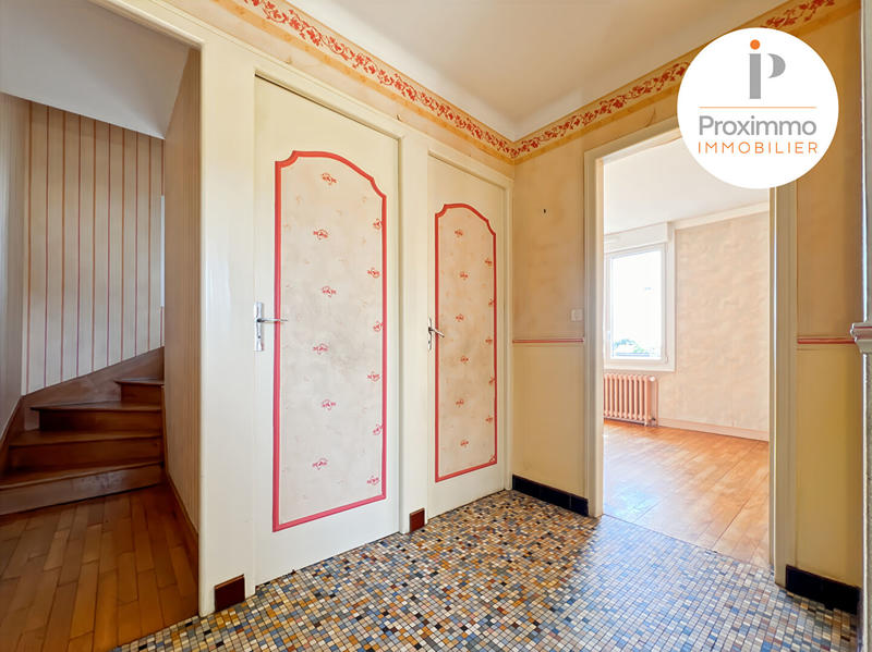 Maison - 94 m² - 5 pièces