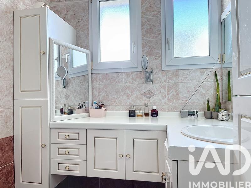 Maison - 123 m² - 5 pièces