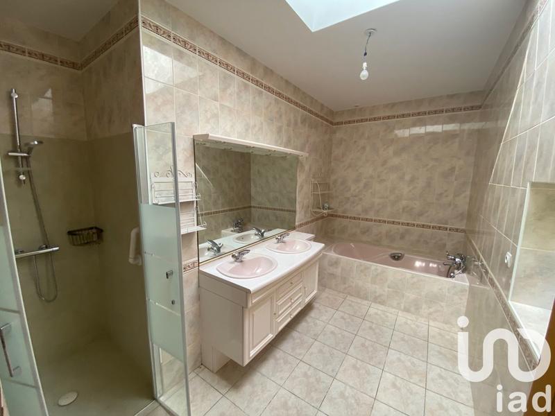 Maison - 192 m² - 6 pièces