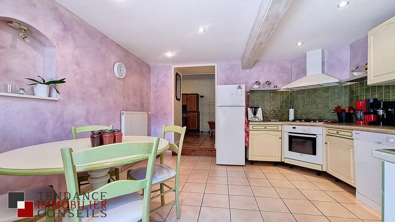 Maison - 170 m² - 7 pièces