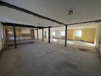 Maison - 164 m² - 3 pièces