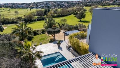 Villa - 250 m² - 5 pièces