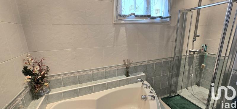 Maison - 170 m² - 5 pièces