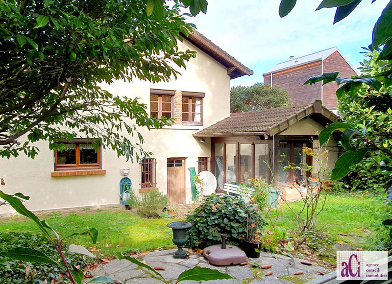 Maison - 84 m² - 5 pièces