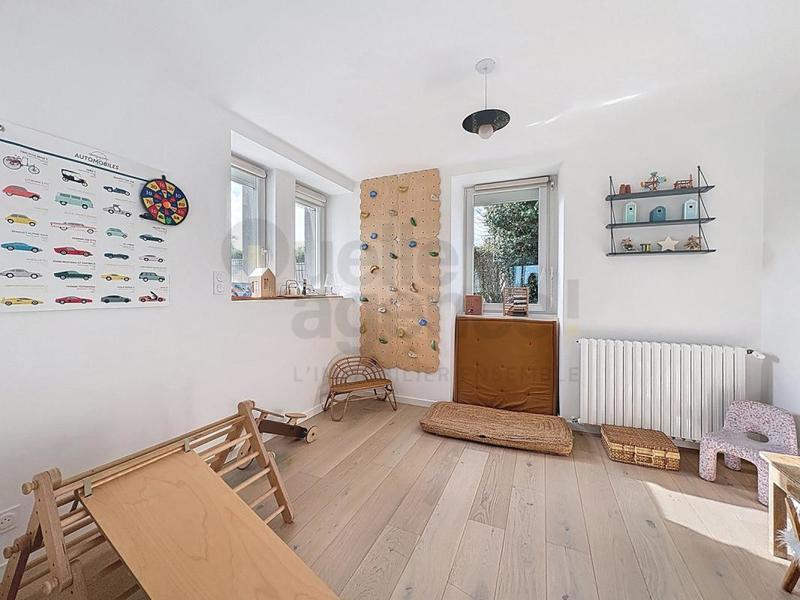 Maison - 160 m² - 8 pièces