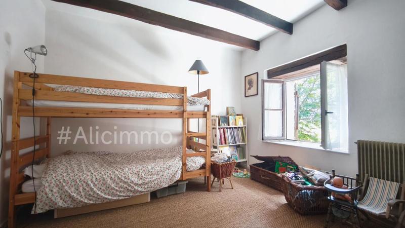 Maison - 145 m² - 5 pièces