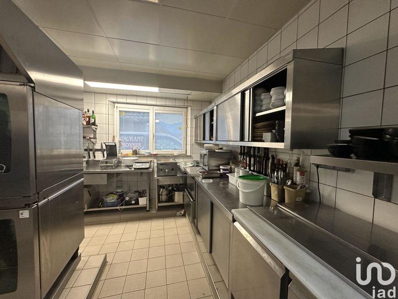 Local commercial - 665 m²