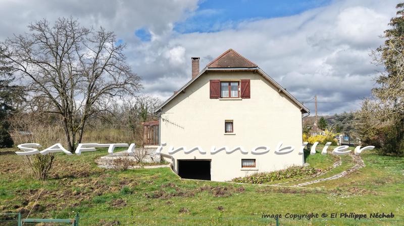 Maison - 198 m² - 6 pièces