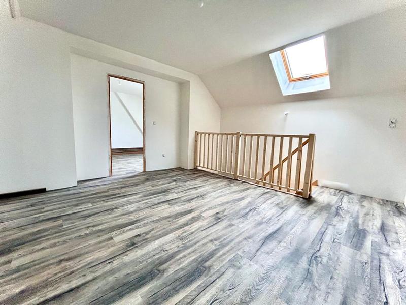 Maison - 105 m² - 6 pièces