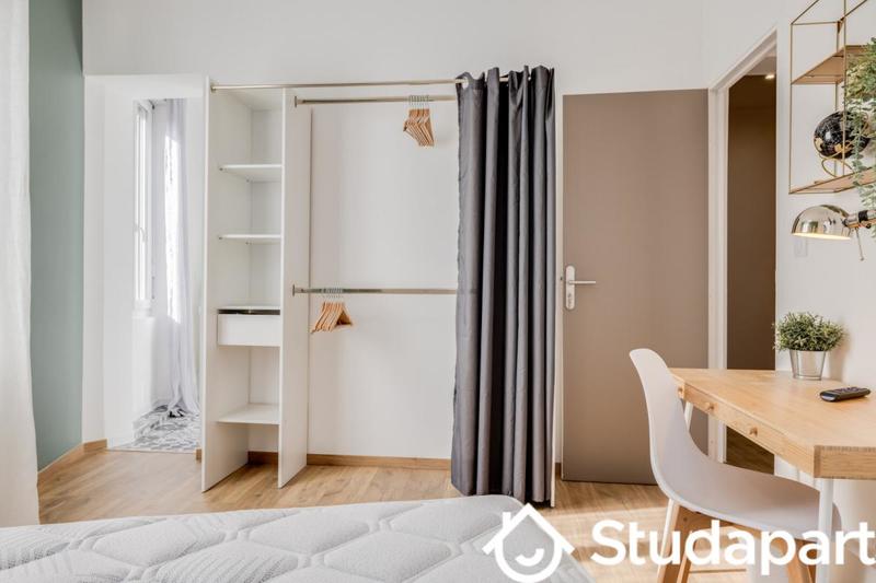 Chambre - 13 m² - 1 pièce