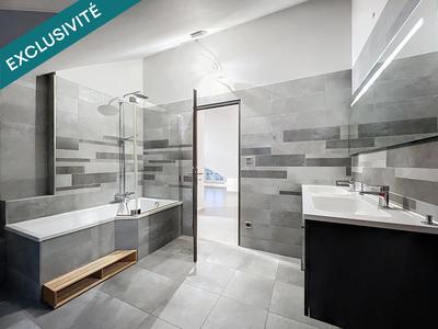 Appartement - 130 m² - 5 pièces