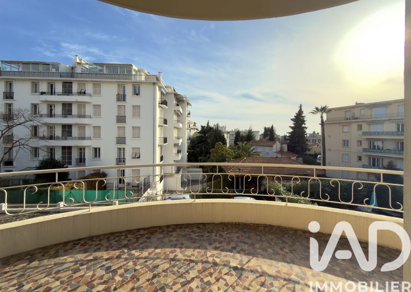 Appartement - 75 m² - 3 pièces