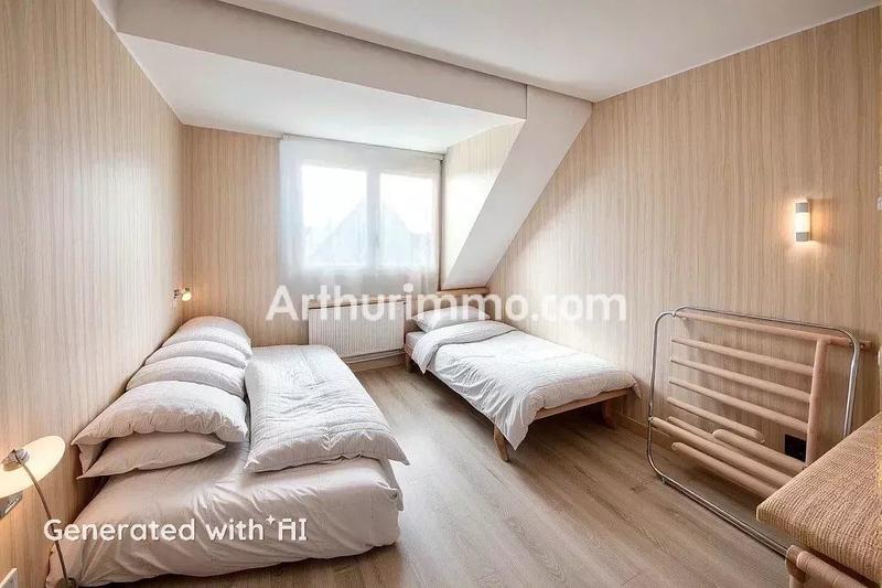 Maison - 92 m² - 5 pièces