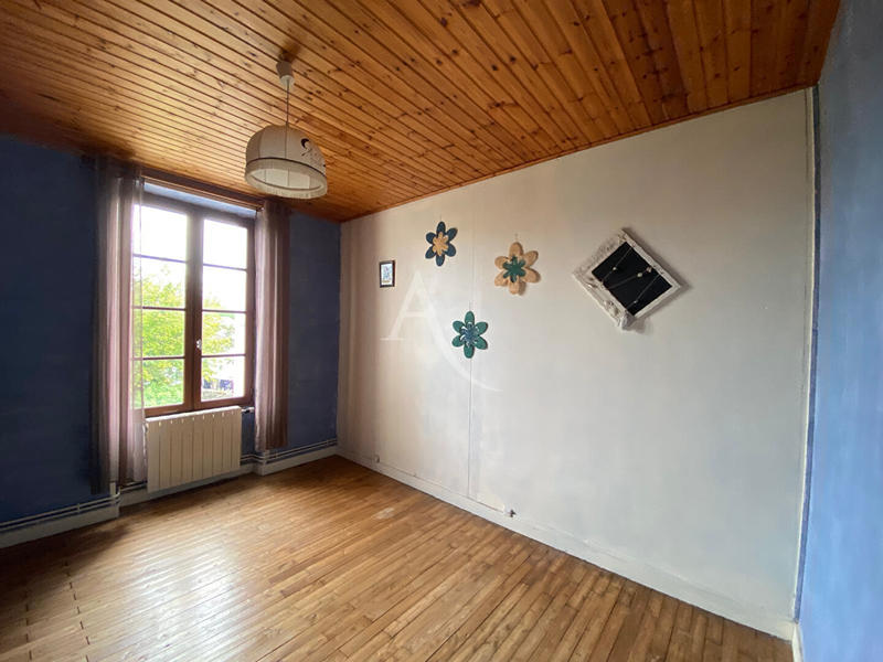 Maison - 204 m² - 6 pièces