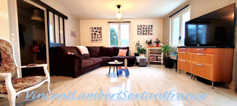 Maison - 185 m² - 8 pièces