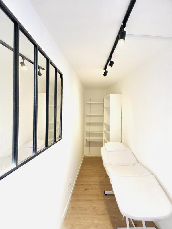 Bureau - 11 m² - 1 pièce