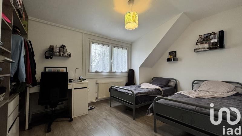 Maison - 98 m² - 5 pièces