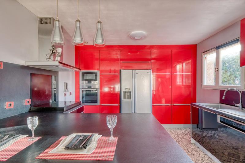 Villa - 174 m² - 9 pièces