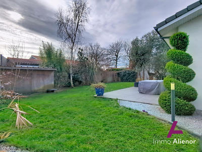 Maison - 91 m² - 4 pièces